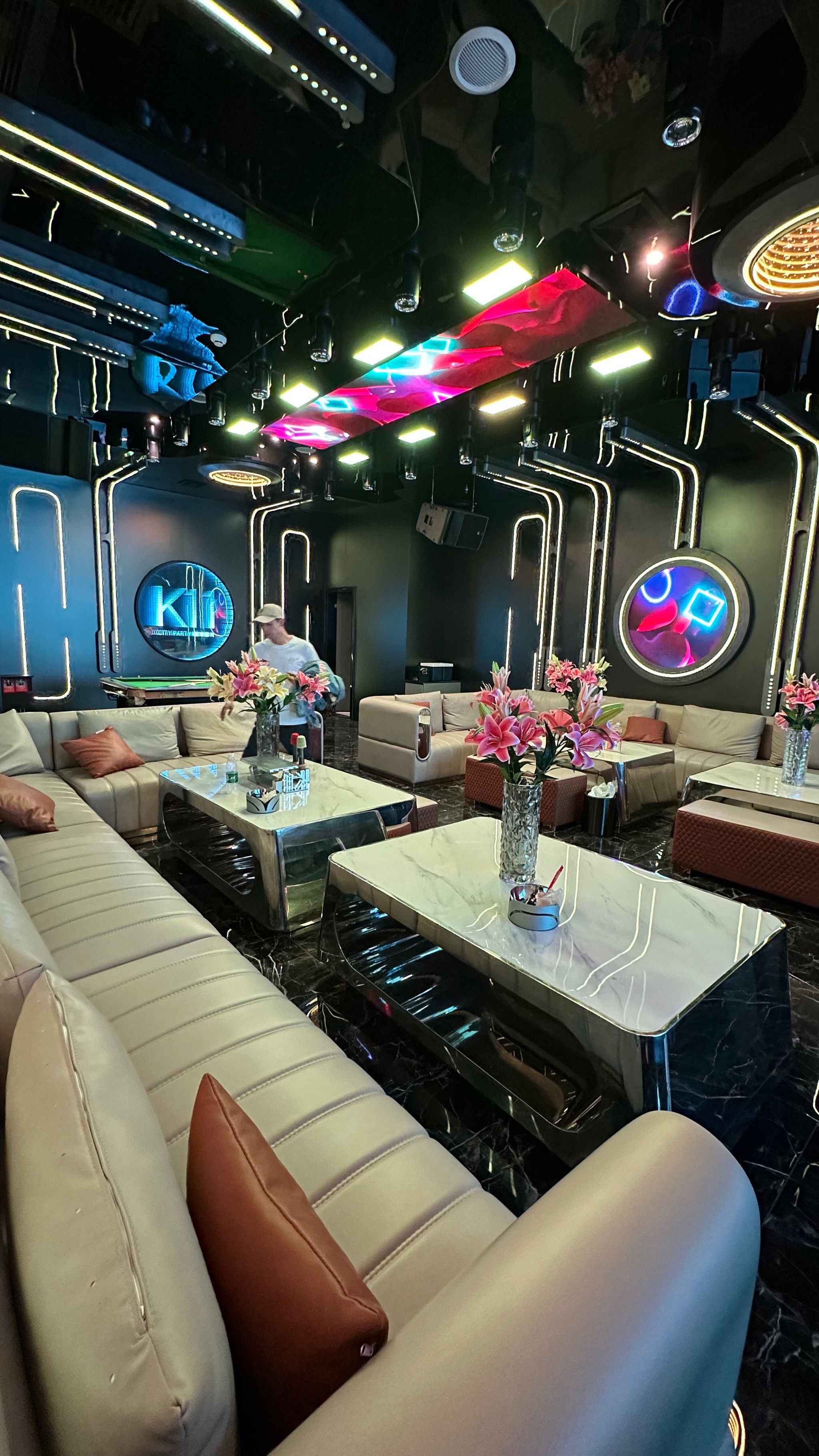 信阳商务ktv及商务ktv啥意思解析-罗山县ktv预定